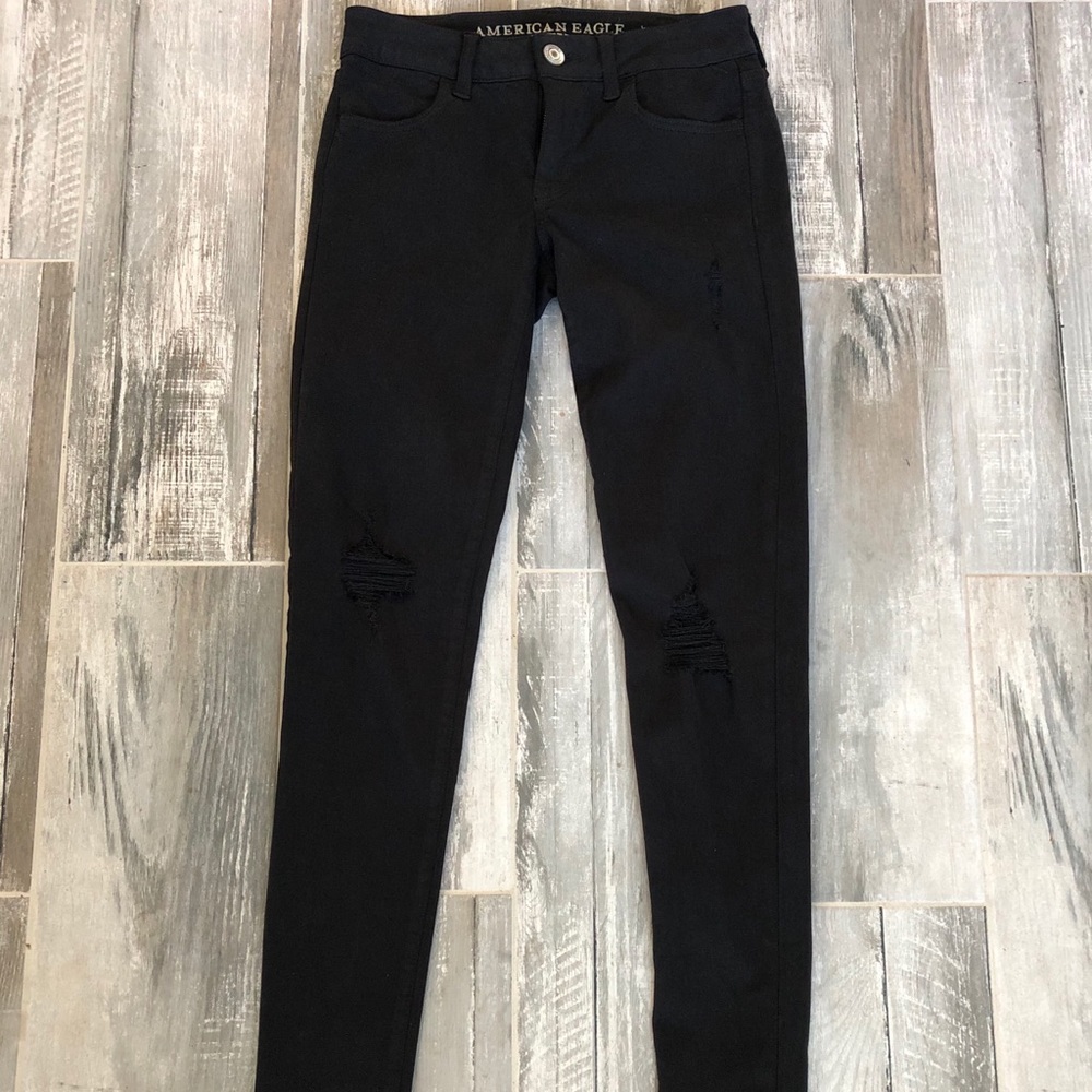American Eagle Super Stretch Black Jeans -Size 0